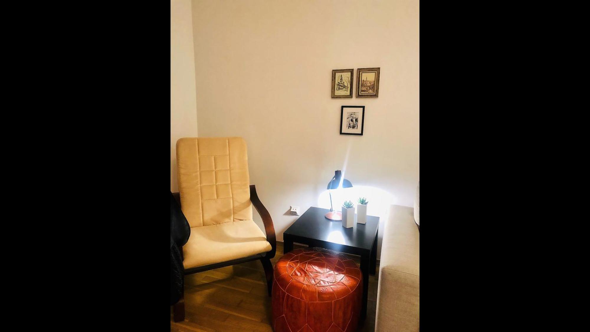 Apartment Cozy One-bedroom In The